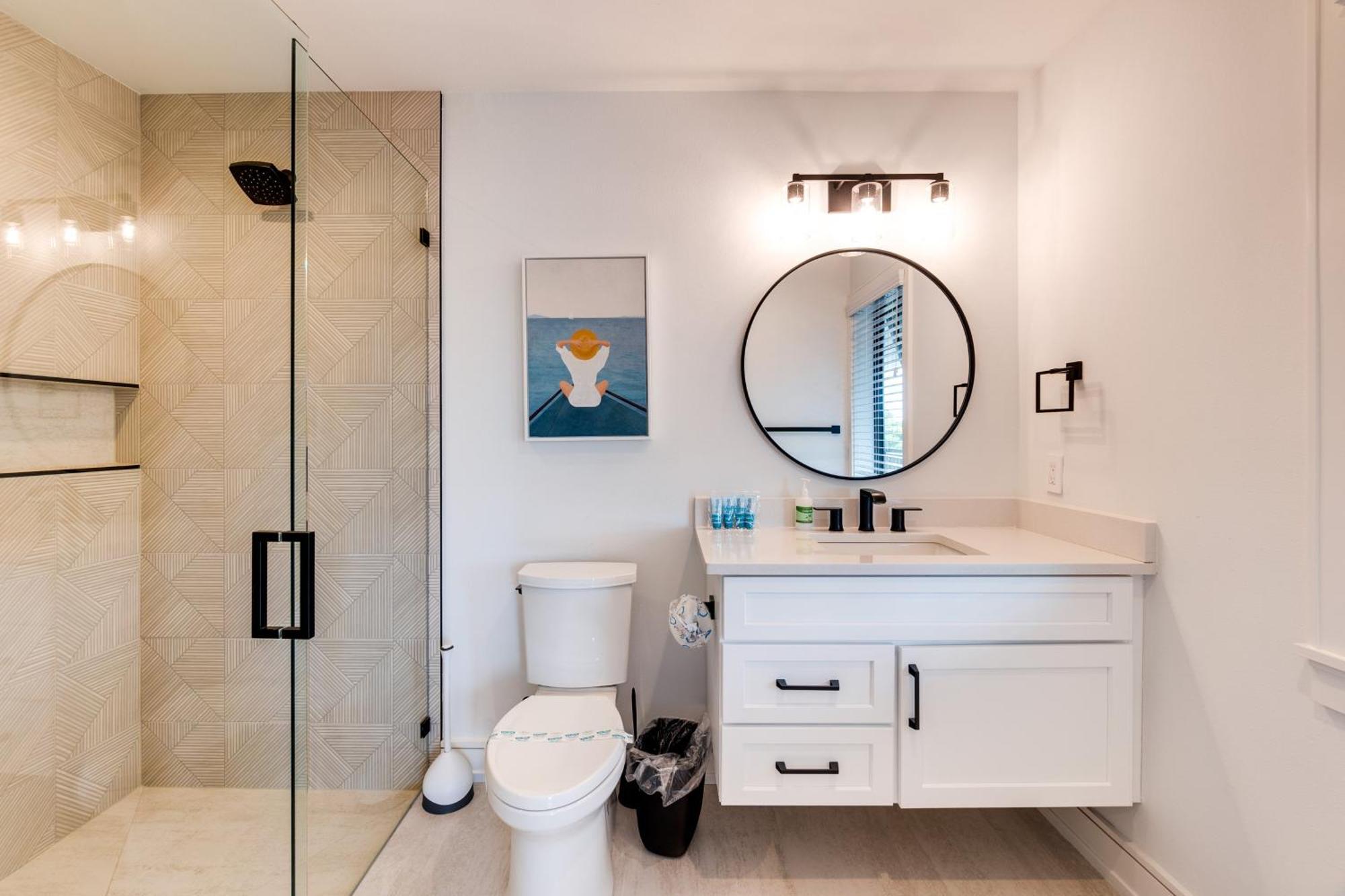 Swanky Bubbles, 9 Beds, 11 Bathrooms, Pet-Friendly With A Rooftop Deck And Steps Away To The Beach! โฮล์มส์ บีช ภายนอก รูปภาพ